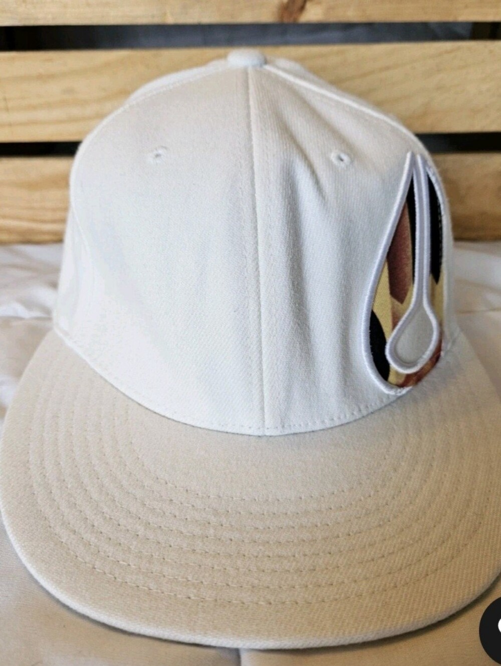 Yupoong Flexfit Hat Nixon White With Logo and Brim Geometric Design Size S/M Cap